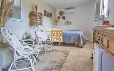 Уютная вилла с прекрасным видом на море и Альтею.